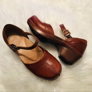 Dansko Sally Mary Jane clogs leather chestnut 38